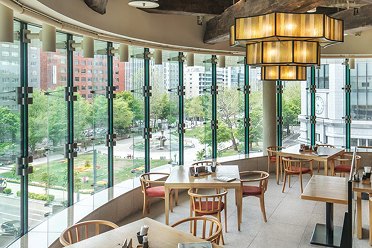 Cafe terrace seat
